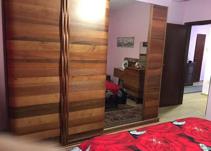 Laku - At The Heart Of * Tirana